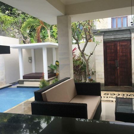 Villa The Kayuputih Lovina Exterior foto