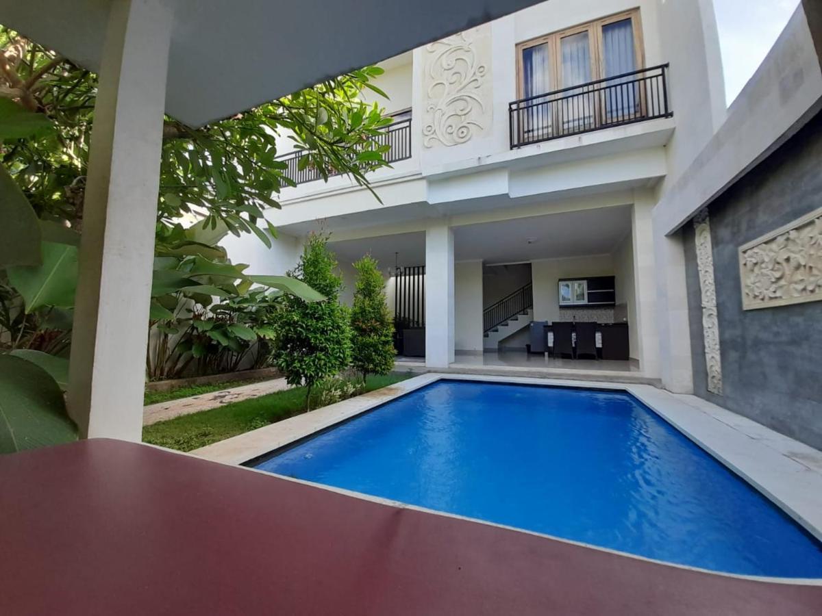 Villa The Kayuputih Lovina Exterior foto